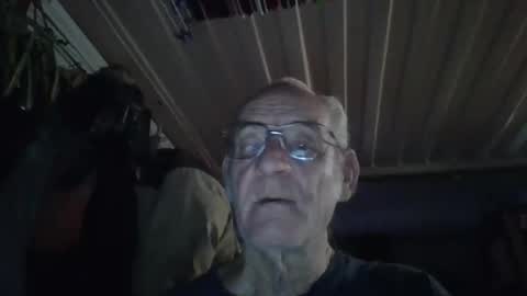 Chuck online show from April 6, 6:25 am