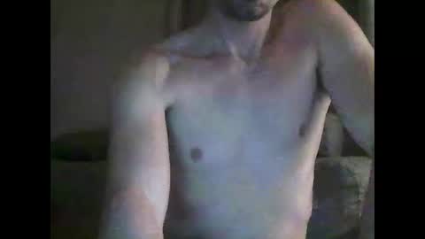 Snapshot of mrtrixterooo chatting on January 18, 4:53 pm mrtrixterooo online show from January 18, 4:53 pm