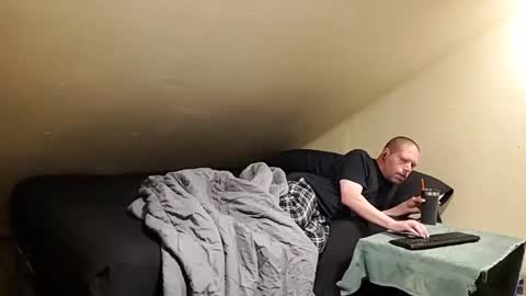 mrxhere online show from April 13, 5:29 pm