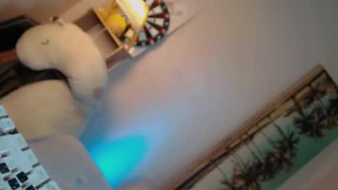 Snapshot of ms_channel chatting on June 2, 11:18 pm Channel online show from June 2, 11:18 pm