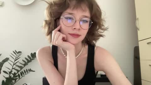 ms_christiana online show from June 5, 2:45 pm