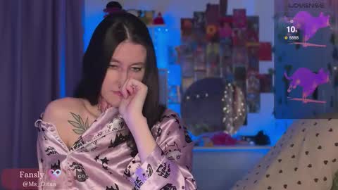 Dita online show from January 10, 11:42 pm