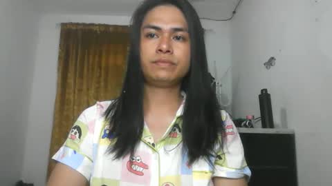 Snapshot of ms_el_natural chatting on May 18, 4:07 am ms_el_natural online show from May 18, 4:07 am