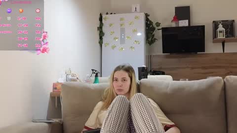 Ms ForYOU online show from February 19, 3:27 pm