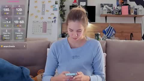 Ms ForYOU online show from December 4, 4:44 am