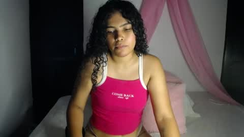 Snapshot of ms_ivanna chatting on May 1, 9:19 pm Ivanna online show from May 1, 9:19 pm