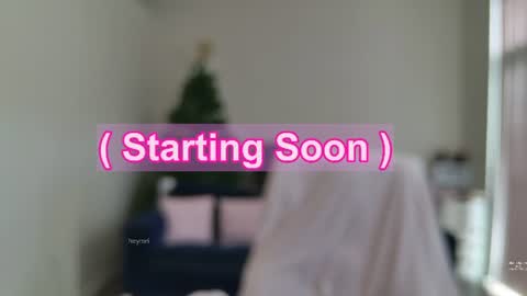 Snapshot of ms_mochii chatting on July 19, 3:05 pm R o r i SnapChat heyroriv2 wednesday - sunday Noon oclock mountain - 5pm mountain online show from July 19, 3:05 pm