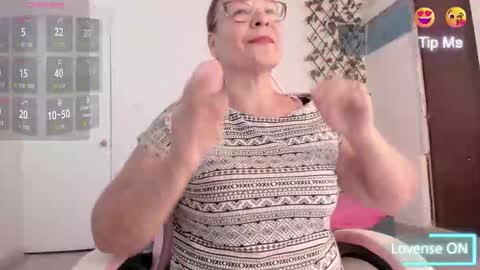 Snapshot of ms_samanta chatting on December 23, 11:08 am ms_samanta online show from December 23, 11:08 am