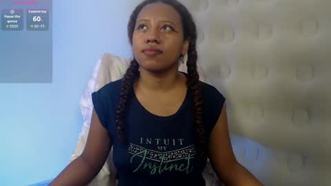 Snapshot of ms_zozii chatting on April 30, 7:36 am z o z i online show from April 30, 7:36 am