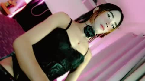 mscherry_ online show from February 15, 6:04 pm