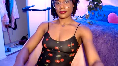 Snapshot of msemonibrown chatting on March 4, 6:41 am CocoSage online show from March 4, 6:41 am
