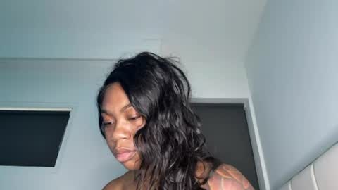 mskitty000 online show from July 31, 10:25 am