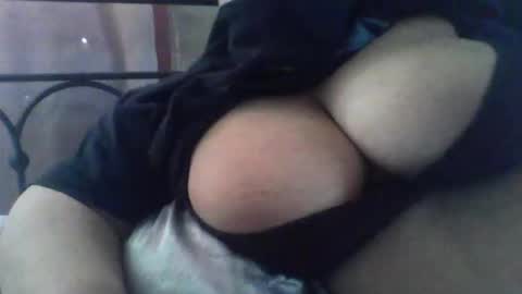Snapshot of mslany chatting on February 22, 5:44 pm mslany online show from February 22, 5:44 pm