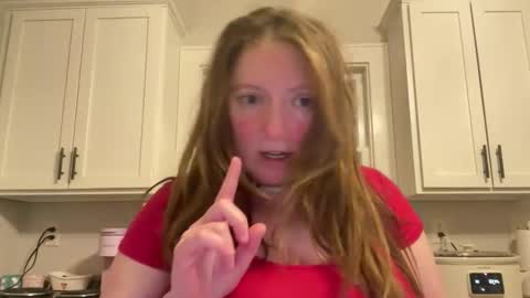 Snapshot of msmarthaclapper chatting on April 4, 4:11 am msmarthaclapper online show from April 4, 4:11 am