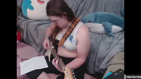 Snapshot of mspluralit chatting on March 25, 5:08 pm MspluraliT online show from March 25, 5:08 pm