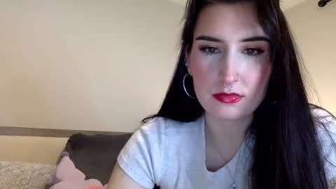 Ruby online show from December 10, 3:52 am