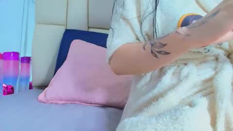 FERNANDA 3 online show from December 16, 3:11 am