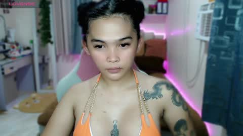 tefany online show from April 18, 2:10 pm