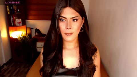 Veey online show from May 27, 8:28 pm