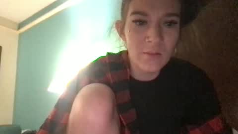 Snapshot of mswhoknows chatting on January 6, 5:27 pm Tara Jane online show from January 6, 5:27 pm