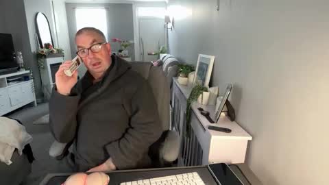 Snapshot of mtb1697 chatting on April 15, 9:38 am mtb1697 online show from April 15, 9:38 am
