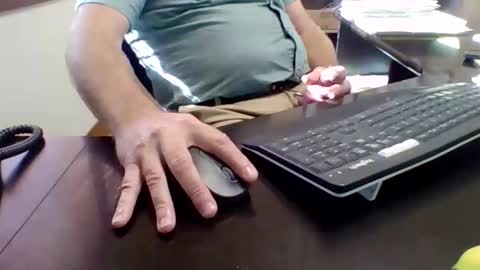 Snapshot of mttoker chatting on April 21, 3:17 pm mttoker online show from April 21, 3:17 pm