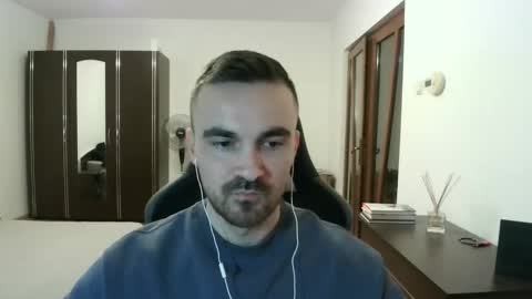 Victor online show from March 2, 11:22 pm