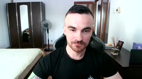 Victor online show from July 4, 4:57 pm
