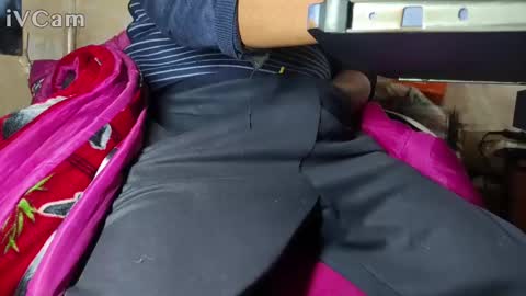 Snapshot of muchachosam chatting on January 6, 8:18 pm zenon online show from January 6, 8:18 pm