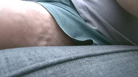 Snapshot of mucker13 chatting on September 13, 11:10 am mucker13 online show from September 13, 11:10 am