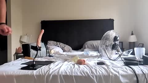 mudjimba online show from December 16, 1:31 am