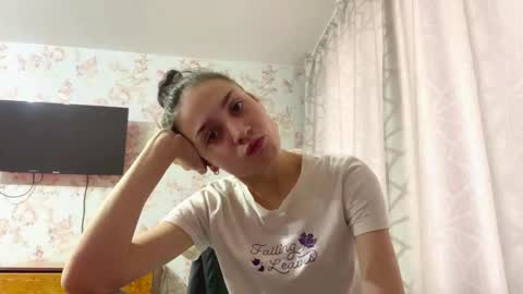 Tia online show from February 26, 6:23 am