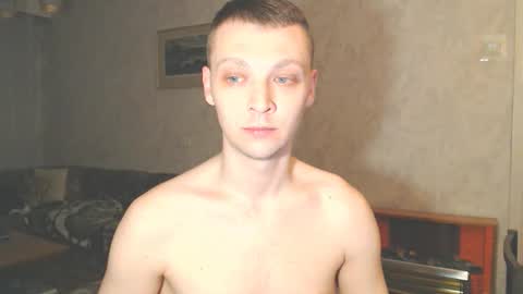 Erik online show from March 4, 2:39 am