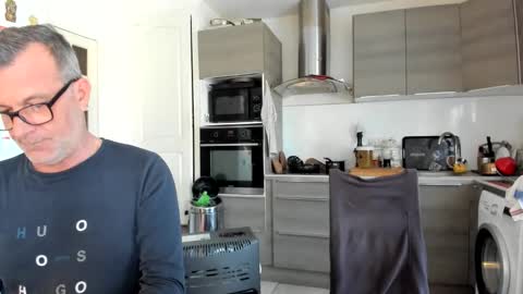 LOVELY JULIA  Peter DAY online show from February 26, 8:57 am