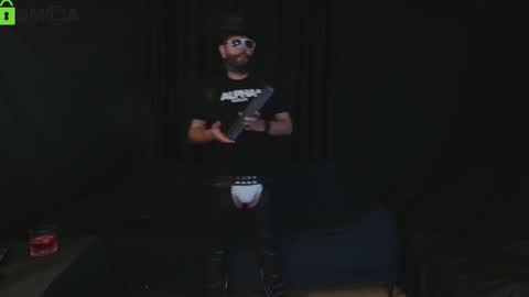 Snapshot of muratturkei chatting on November 1, 10:12 pm MasterBros online show from November 1, 10:12 pm