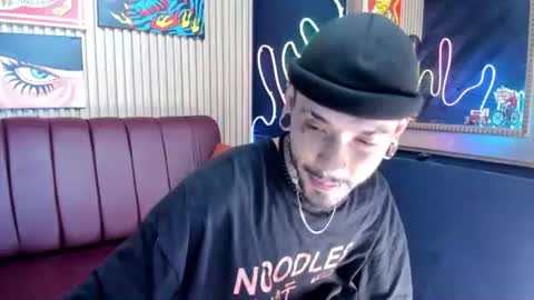 Snapshot of murdockh chatting on August 5, 8:44 pm murdok online show from August 5, 8:44 pm