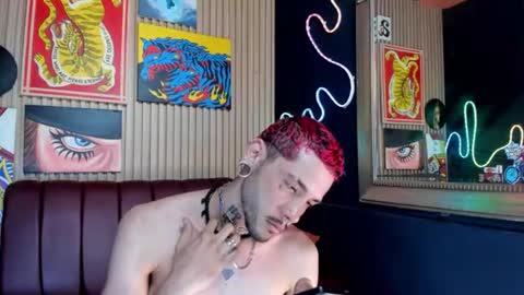 Snapshot of murdockh chatting on August 6, 11:50 pm murdok online show from August 6, 11:50 pm