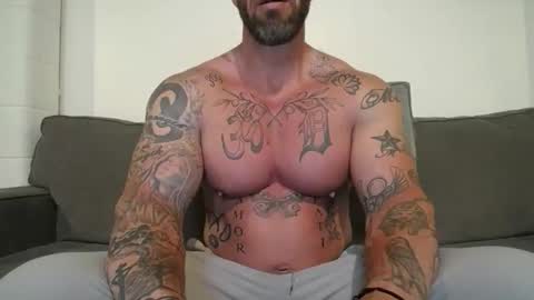 Snapshot of muscle761004 chatting on May 23, 6:12 pm muscle761004 online show from May 23, 6:12 pm