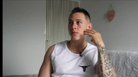 muscle_king_cum online show from May 13, 1:08 pm