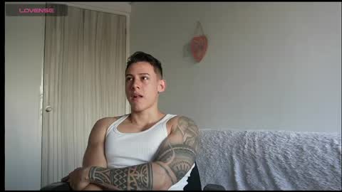 muscle_king_cum online show from June 1, 1:57 pm