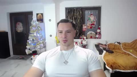 Snapshot of muscleaj69 chatting on November 16, 3:39 pm AJ online show from November 16, 3:39 pm