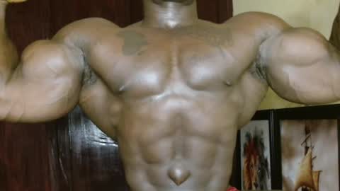 musclegod23 online show from March 19, 1:31 am