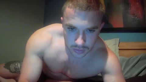Snapshot of muscleshow00 chatting on March 3, 6:33 pm muscleshow00 online show from March 3, 6:33 pm