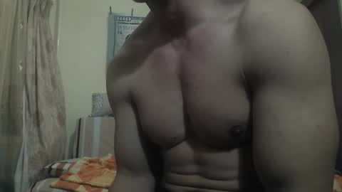 Snapshot of musculargod chatting on February 8, 10:19 pm SexyMuscled online show from February 8, 10:19 pm