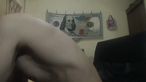 Snapshot of musculargod chatting on March 9, 8:31 pm SexyMuscled online show from March 9, 8:31 pm