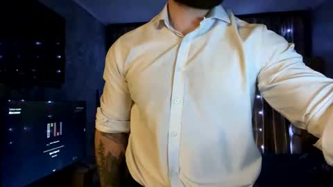 muscularjuggler online show from February 1, 3:54 pm