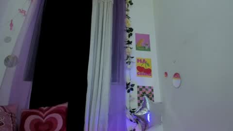 Snapshot of muse_golden chatting on May 29, 4:21 am muse_golden online show from May 29, 4:21 am