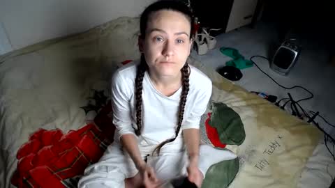 Snapshot of muse_online chatting on December 23, 11:36 am Muse Ali online show from December 23, 11:36 am