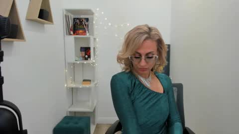 Diana online show from January 30, 11:55 am