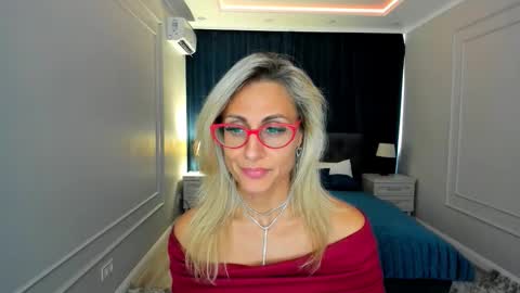 Diana online show from September 18, 11:45 am